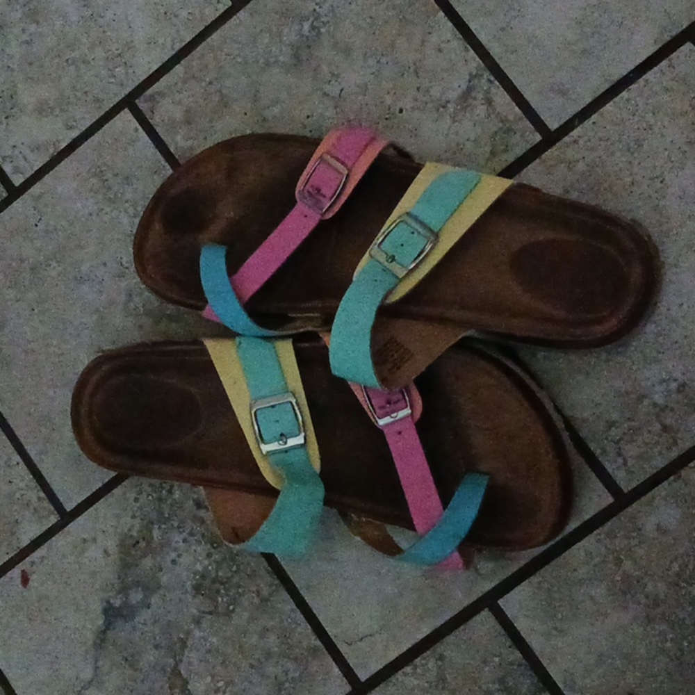 Kids sandals